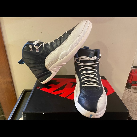 Jordan 12 Retro Obsidian (2012) Size 11 - Picture 9 of 10
